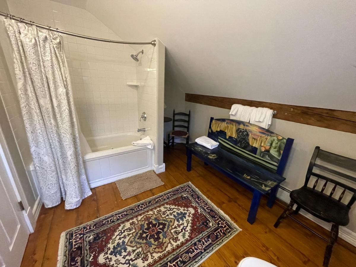 Dodds Brick House Bed & Breakfast North Hero Extérieur photo