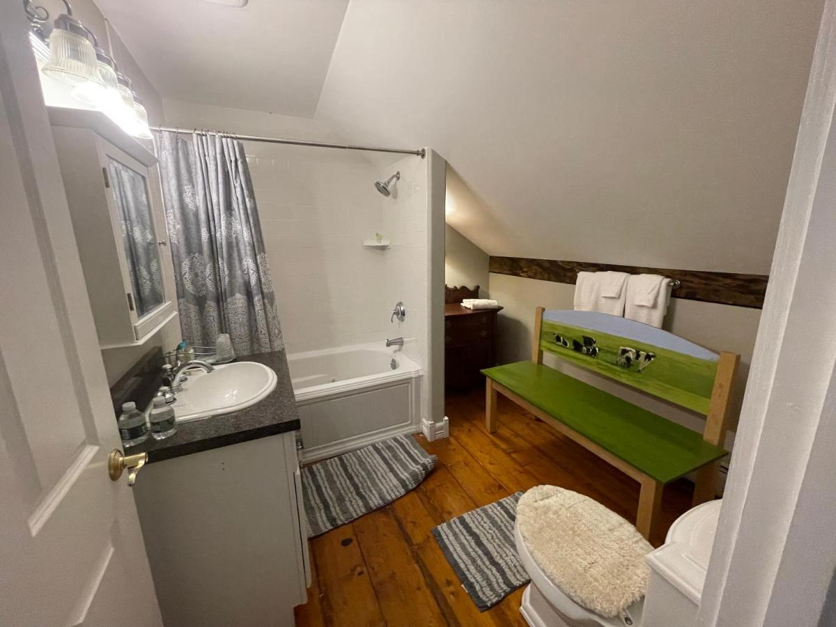 Dodds Brick House Bed & Breakfast North Hero Extérieur photo